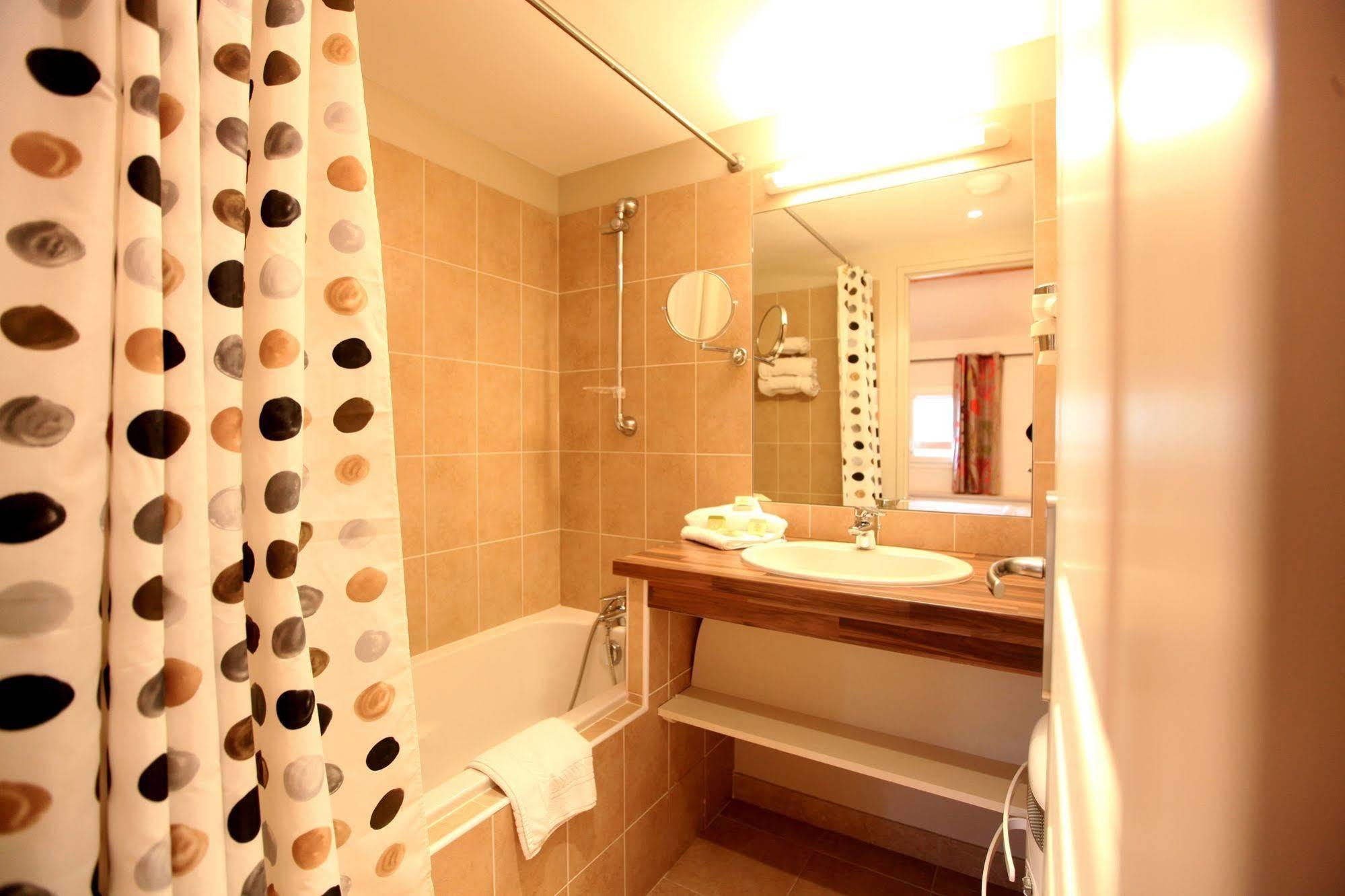 Domaine Les Mejeonnes Hotel Valaurie Buitenkant foto
